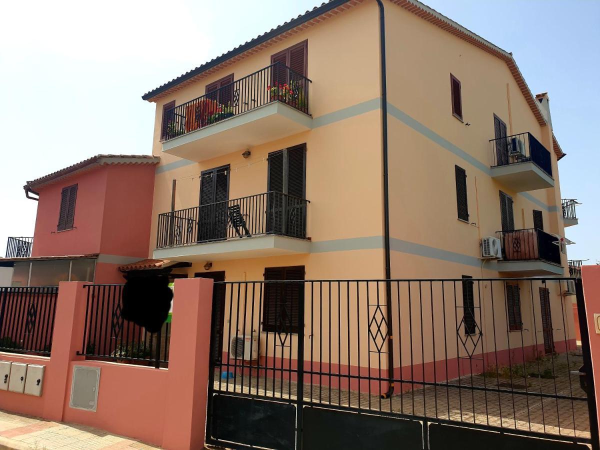Dimora Rena Dorada - Apartment in Pula, Sardinia, Italy Esterno foto