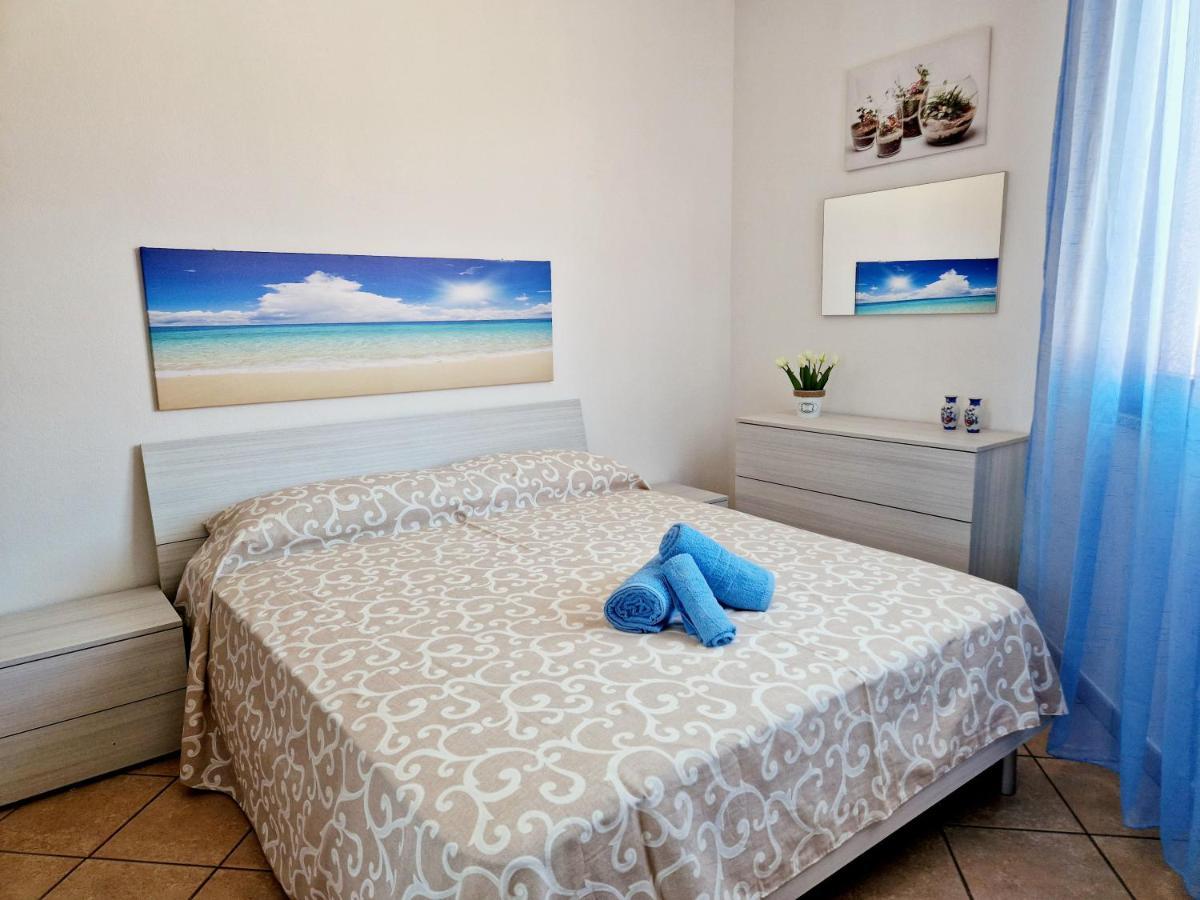 Dimora Rena Dorada - Apartment in Pula, Sardinia, Italy Esterno foto